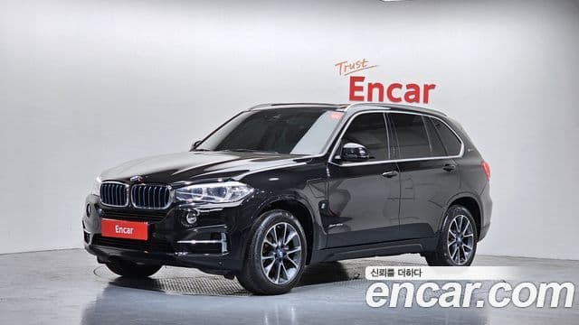 BMW X5 2018 — Фото 1/20
