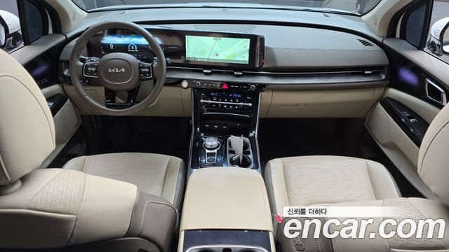 Kia Carnival 2023 — Şəkil 7/20