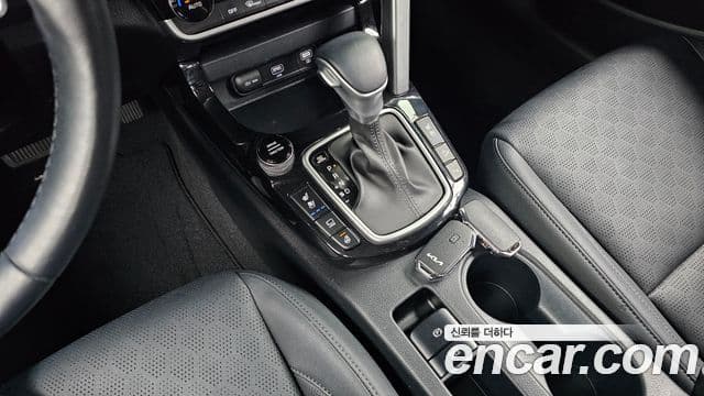 Kia Seltos 2022 — ფოტო 9/20