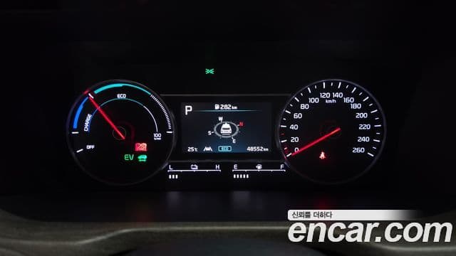 Kia Sorento 2022 — Фото 8/20