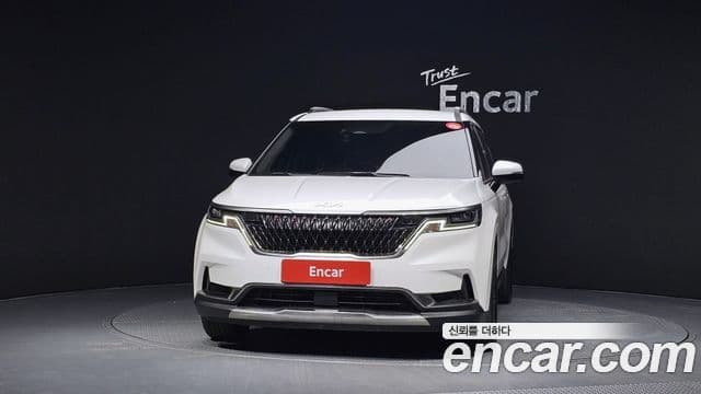 Kia Carnival 2022 — Фото 3/20