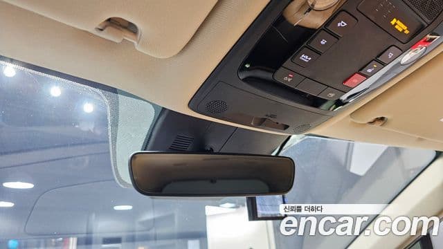 Kia Carnival 2022 — Фото 16/20