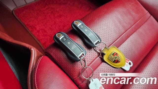 Porsche Cayenne 2021 — Photo 7/34