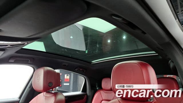 Porsche Cayenne 2021 — Photo 13/34