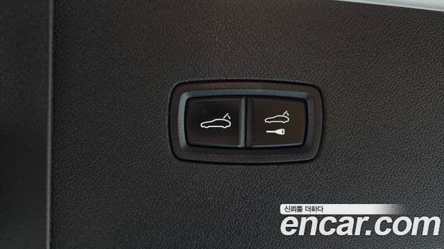 Porsche Cayenne 2021 — Photo 11/34