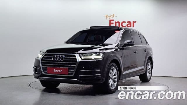 Audi Q7 2019 — ფოტო 1/20
