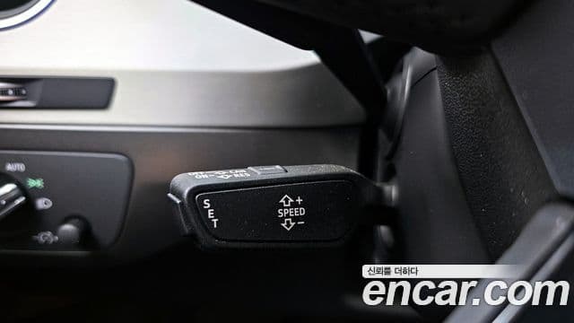 Audi Q7 2019 — ფოტო 19/20