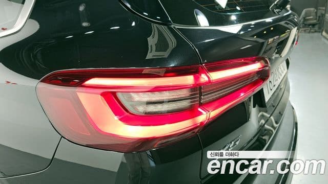BMW X5 2023 — ფოტო 11/30