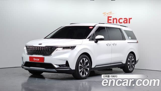 Kia Carnival 2021 — ფოტო 1/20