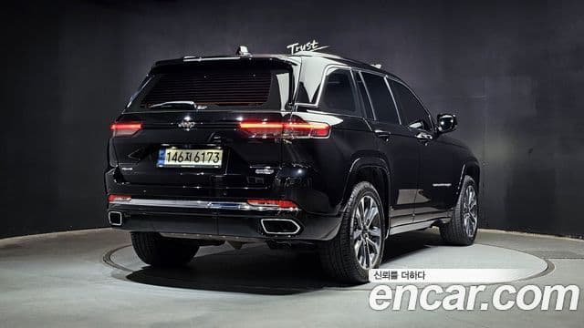 Jeep Grand Cherokee 2023 — Şəkil 2/20