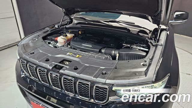 Jeep Grand Cherokee 2023 — Şəkil 6/20