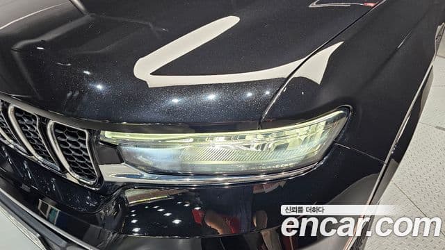 Jeep Grand Cherokee 2023 — Photo 11/31