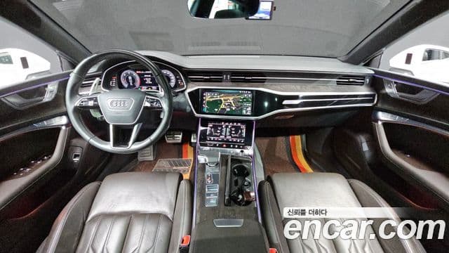 Audi A7 2020 — ფოტო 7/20