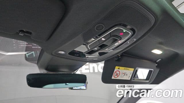 Audi A7 2020 — ფოტო 16/20