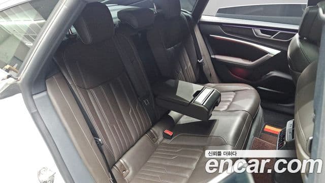 Audi A7 2020 — Photo 35/35