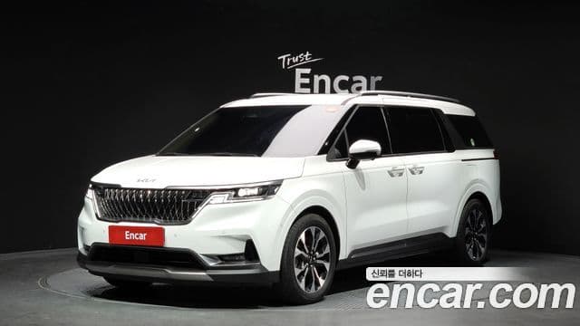 Kia Carnival 2022 — Фото 1/20
