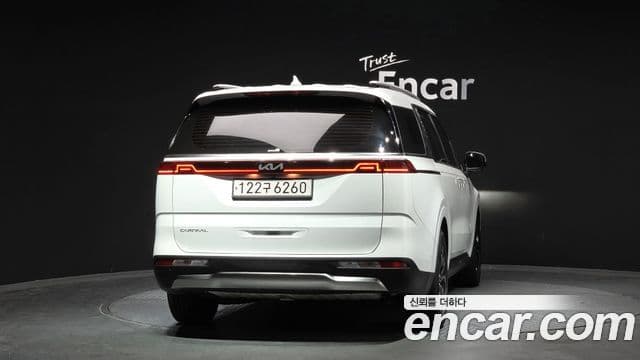 Kia Carnival 2022 — Фото 4/20