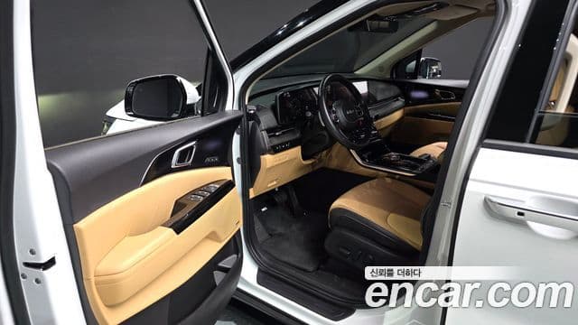 Kia Carnival 2022 — Фото 10/20