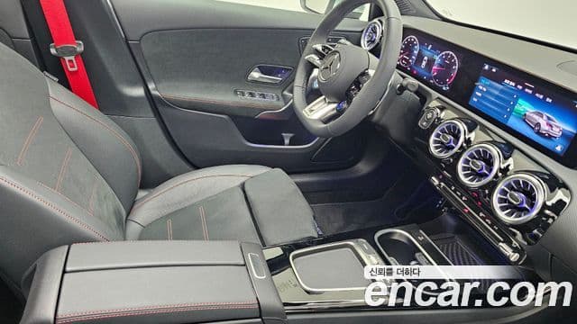 Mercedes-Benz A-Class 2025 — Şəkil 7/17