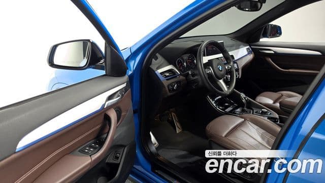 BMW X1 2021 — Фото 10/20