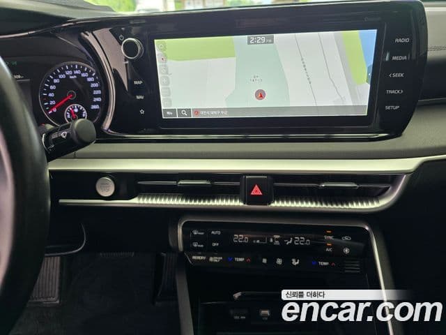 Kia K5 2022 — Şəkil 14/19