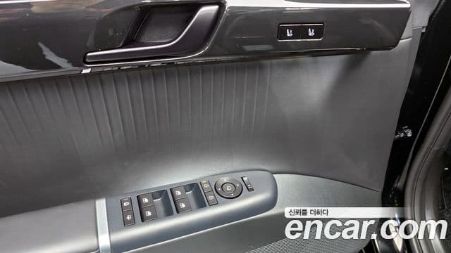 Hyundai Grandeur Hybrid 2023 — Photo 30/36