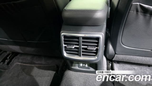 Kia K5 2024 — ფოტო 19/20
