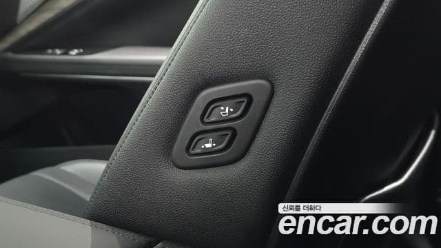 Kia K8 2023 — Şəkil 18/20