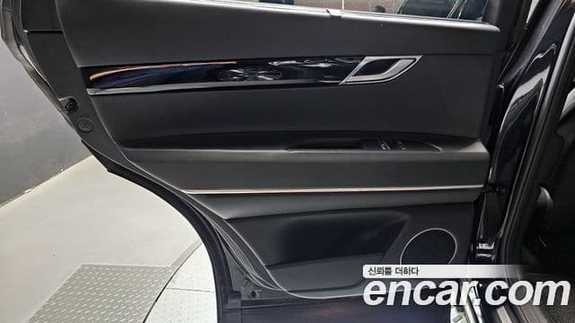 Genesis GV80 2021 — Photo 24/31