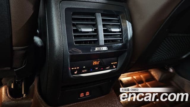 BMW X4 2021 — Photo 9/20