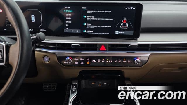 Kia Sorento 2024 — ფოტო 14/20