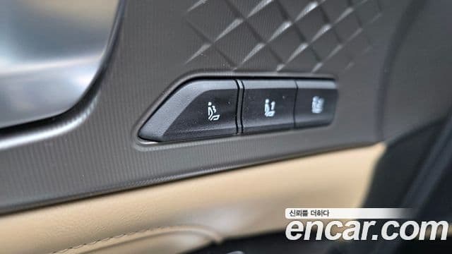 Kia Sorento 2024 — ფოტო 18/20