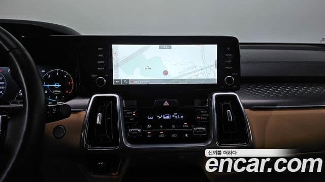 Kia Sorento 2021 — Фото 15/20
