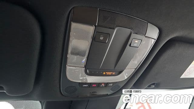 Kia Sorento 2021 — Фото 17/20