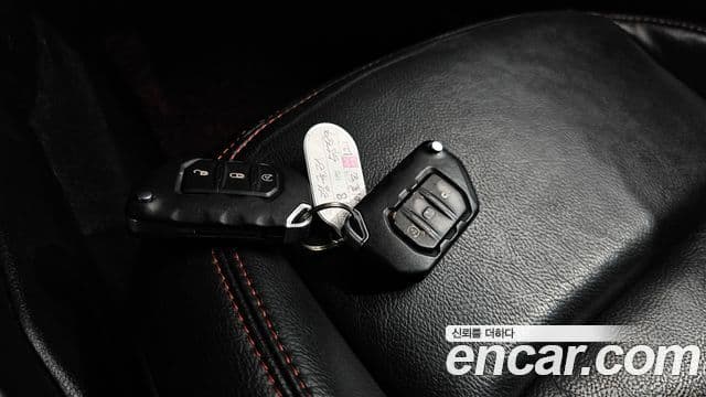 Jeep Wrangler 2018 — Фото 16/20