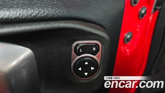 Jeep Wrangler 2018 — Фото 17/20