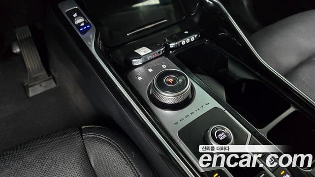 Kia Sorento 2020 — Фото 8/20