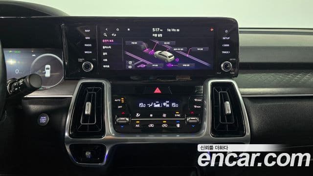 Kia Sorento 2020 — Фото 15/20