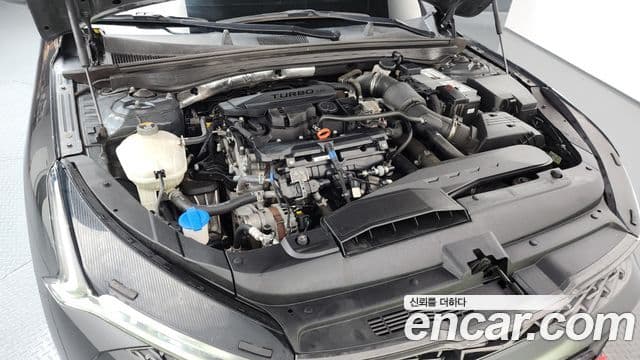 Kia K5 2020 — ფოტო 6/20