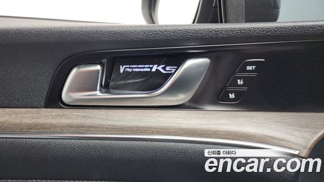 Kia K5 2020 — ფოტო 19/20