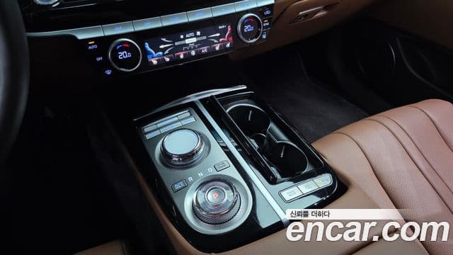 Genesis Electrified G80 2024 — Şəkil 9/20