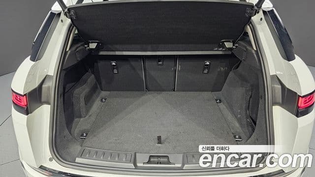 Land Rover Range Rover Evoque 2022 — Şəkil 19/20