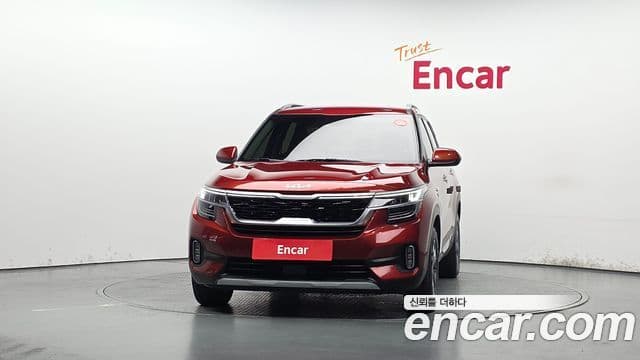 Kia Seltos 2022 — ფოტო 2/20