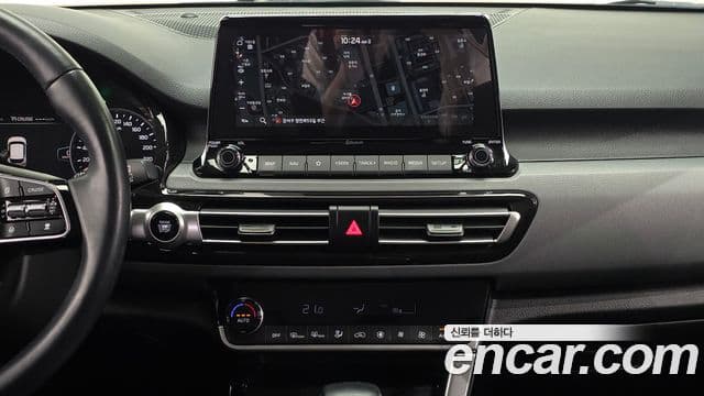 Kia Seltos 2022 — ფოტო 14/20