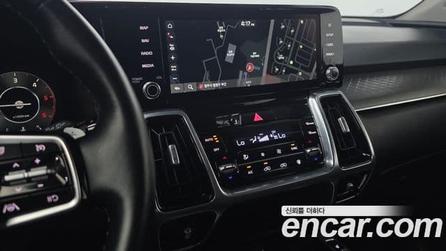 Kia Sorento 2021 — Фото 13/20