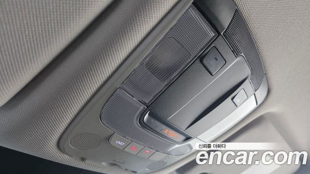 Kia Sorento 2021 — Фото 16/20
