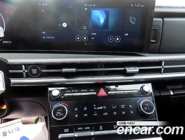 Hyundai Santa Fe 2024 — ფოტო 11/20