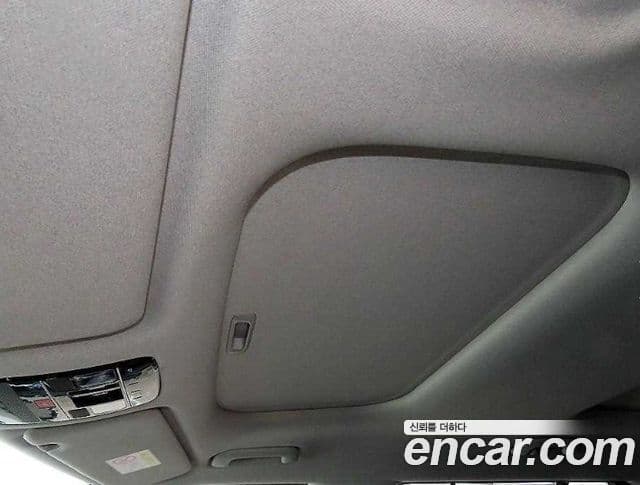 Hyundai Santa Fe 2024 — ფოტო 16/20