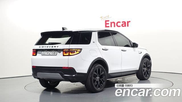 Land Rover Discovery Sport 2021 — ფოტო 8/20