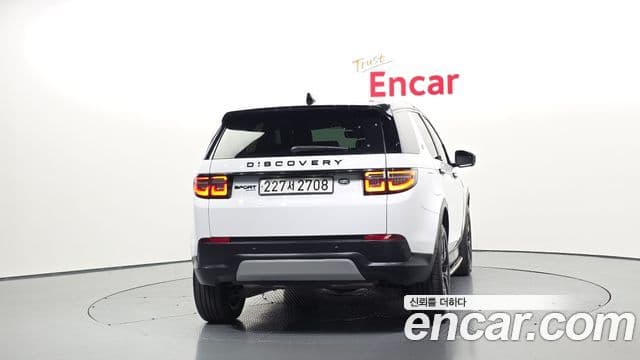 Land Rover Discovery Sport 2021 — ფოტო 10/20
